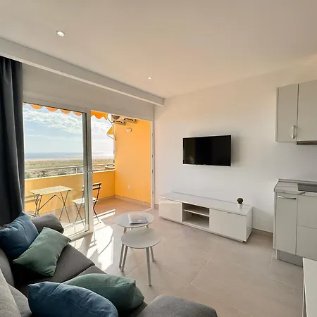 Sea&sun Apartment *