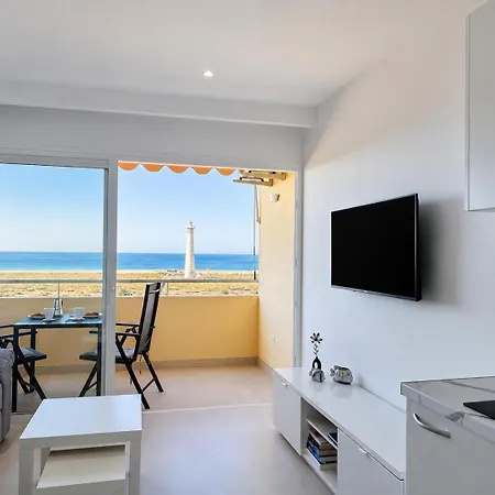 Sea&sun Apartment *